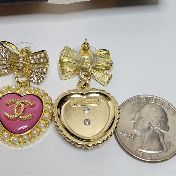 Chanel Pink Heart/Pearl Crystal Bow, Zip Pulls, Earings - Picture 3 of 3